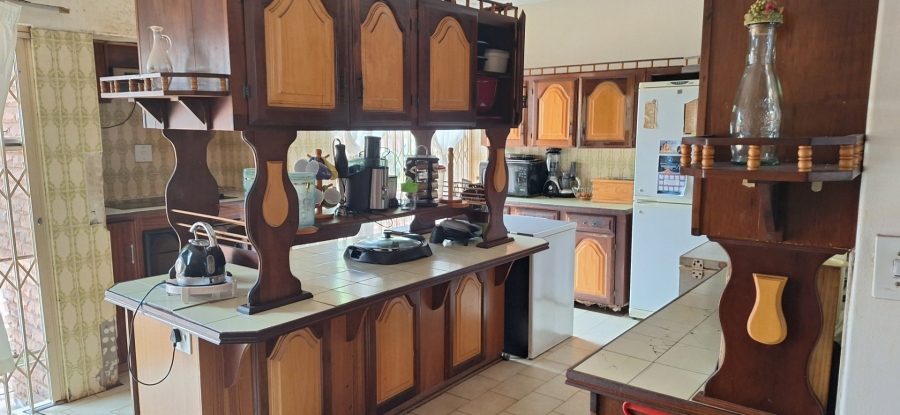 5 Bedroom Property for Sale in Impala Park Limpopo