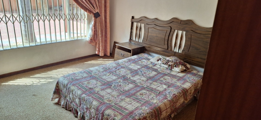 5 Bedroom Property for Sale in Impala Park Limpopo