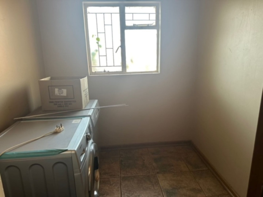 5 Bedroom Property for Sale in Impala Park Limpopo