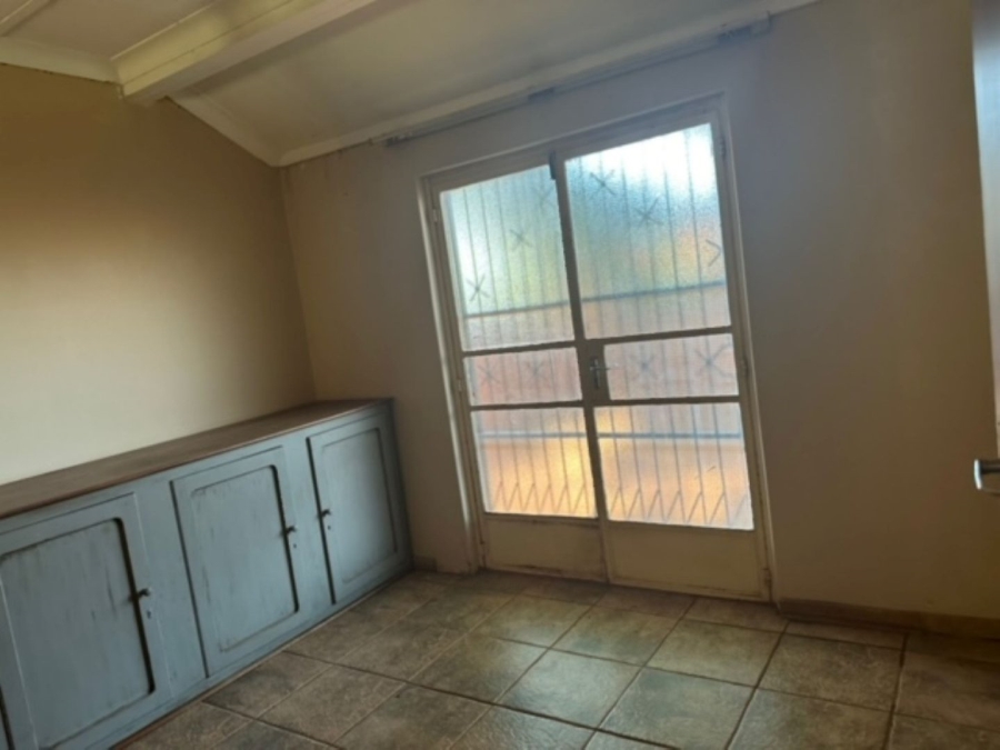 5 Bedroom Property for Sale in Impala Park Limpopo