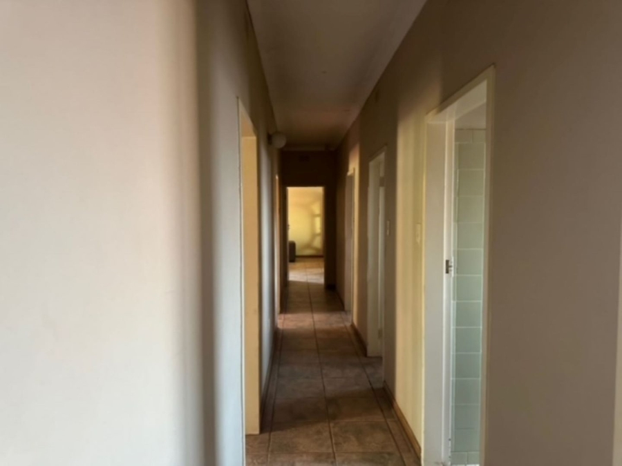 5 Bedroom Property for Sale in Impala Park Limpopo