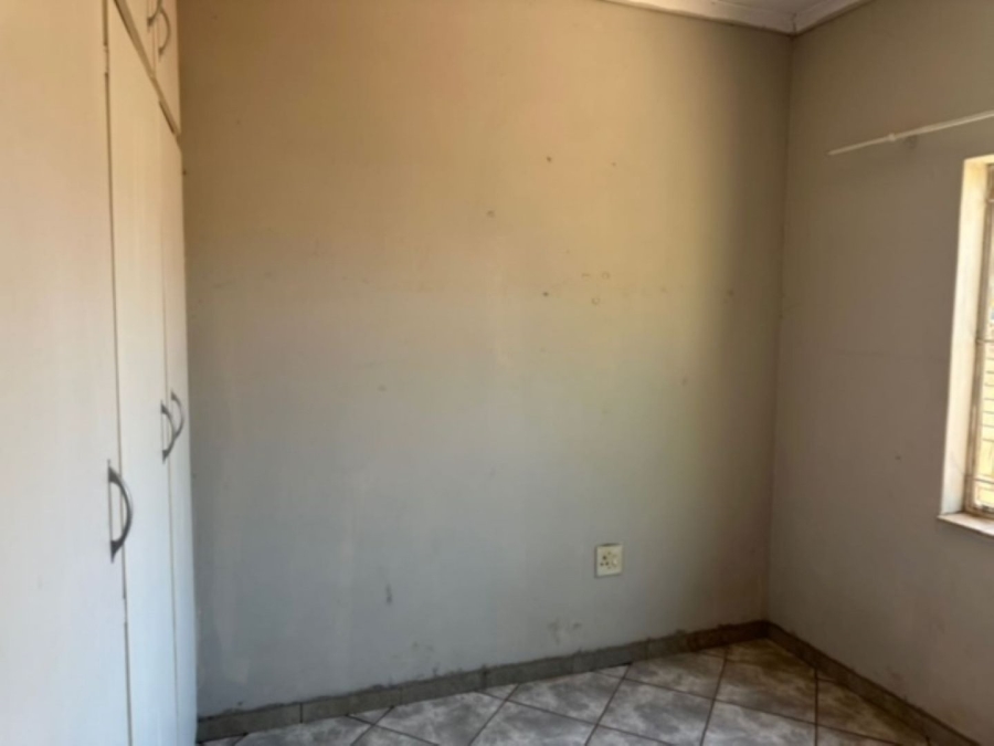 5 Bedroom Property for Sale in Impala Park Limpopo