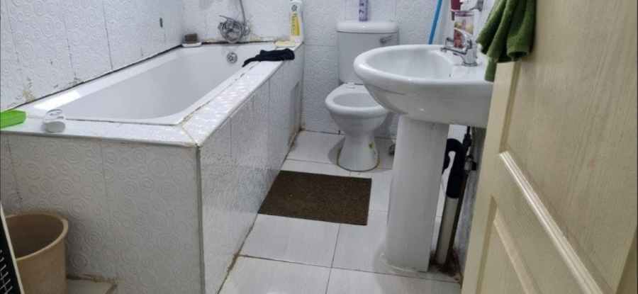 6 Bedroom Property for Sale in Aluta Park Limpopo