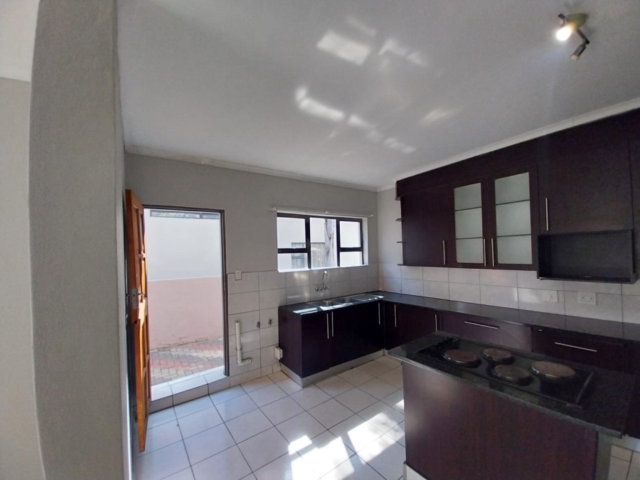 To Let 5 Bedroom Property for Rent in Thornhill Limpopo