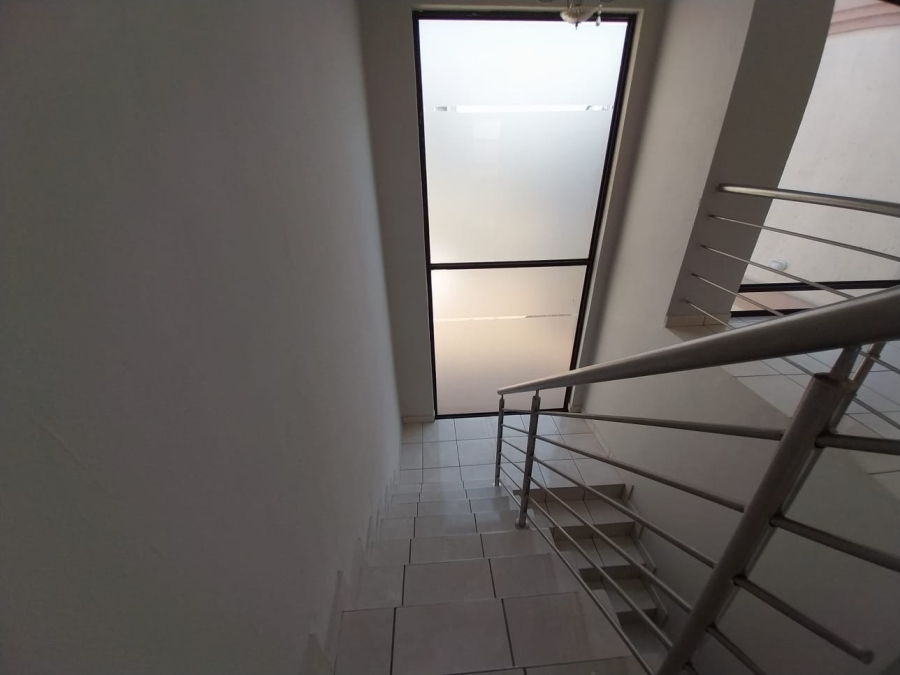 To Let 5 Bedroom Property for Rent in Thornhill Limpopo