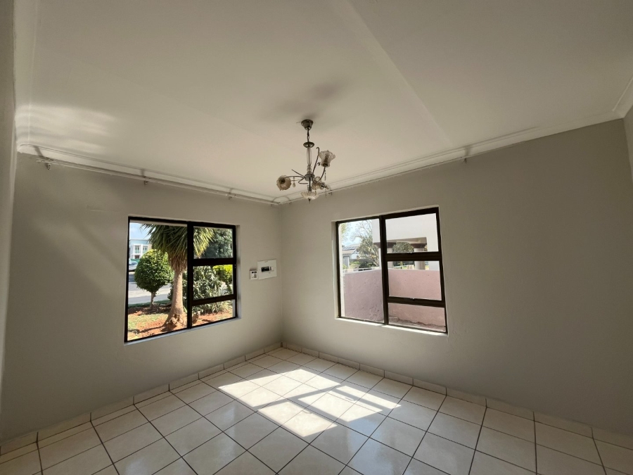 To Let 5 Bedroom Property for Rent in Thornhill Limpopo