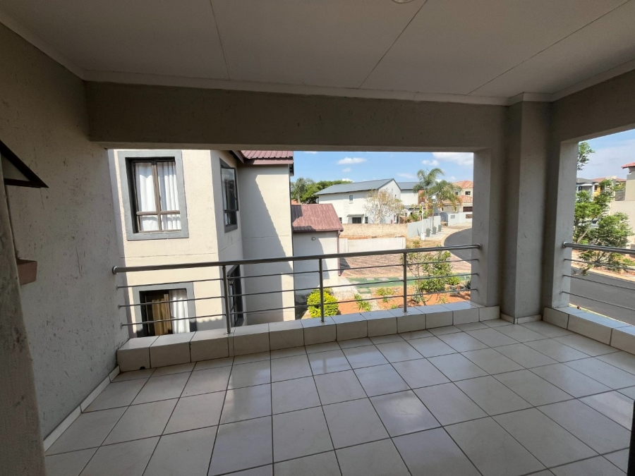 To Let 5 Bedroom Property for Rent in Thornhill Limpopo