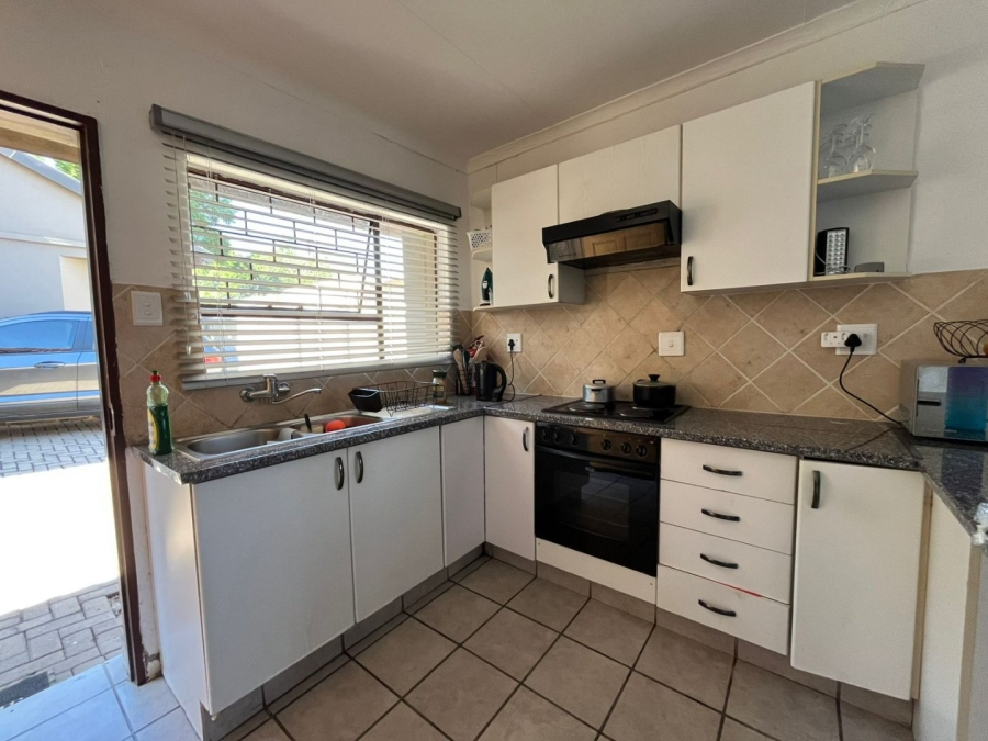 2 Bedroom Property for Sale in Polokwane Central Limpopo