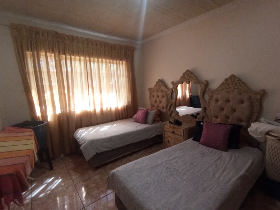 7 Bedroom Property for Sale in Polokwane Central Limpopo