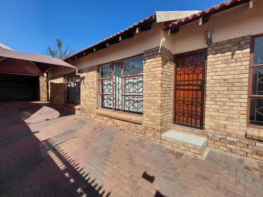 3 Bedroom Property for Sale in Emdo Park Limpopo