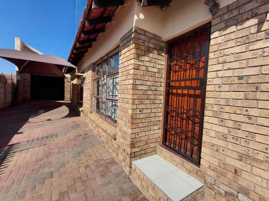 3 Bedroom Property for Sale in Emdo Park Limpopo