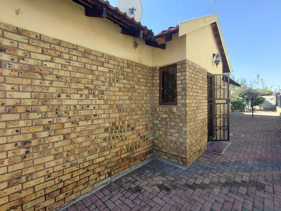 3 Bedroom Property for Sale in Emdo Park Limpopo