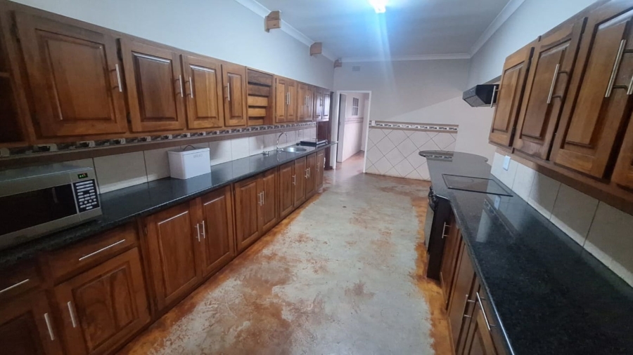 To Let 5 Bedroom Property for Rent in Mokopane Central Limpopo