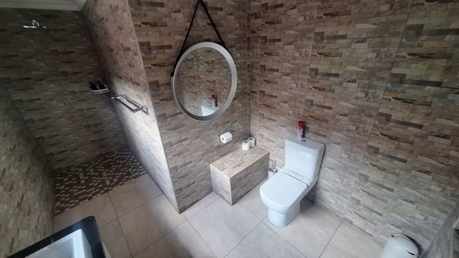 To Let 5 Bedroom Property for Rent in Mokopane Central Limpopo