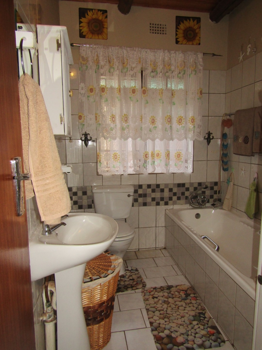 6 Bedroom Property for Sale in Thabazimbi Limpopo