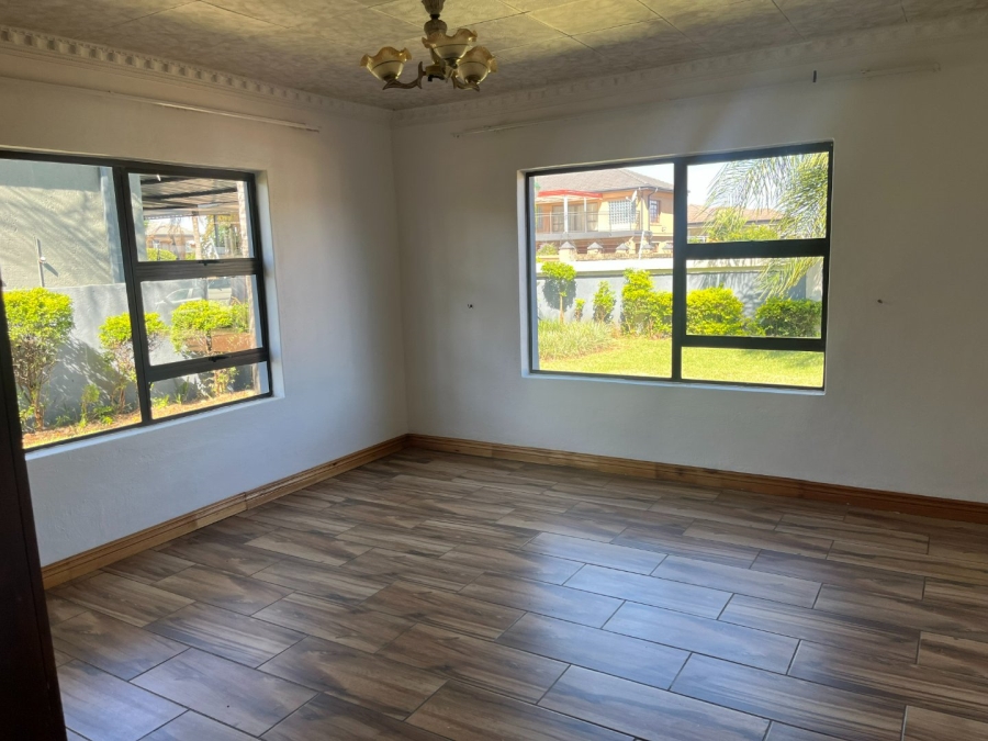 6 Bedroom Property for Sale in Riverside Estate Limpopo