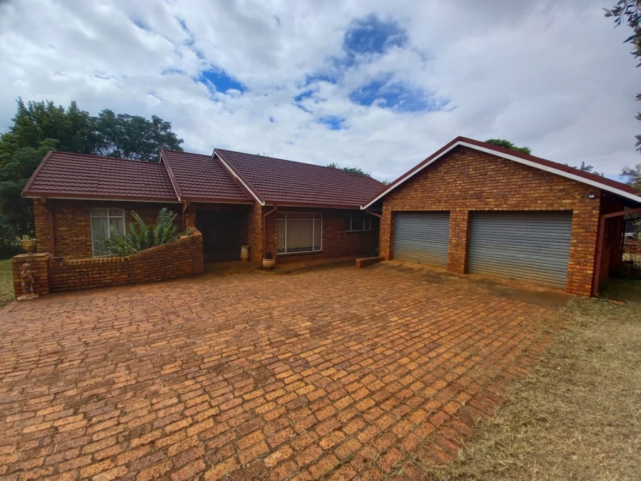 4 Bedroom Property for Sale in Laersdrif Limpopo