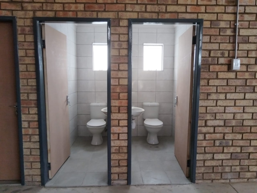 To Let Commercial Property for Rent in Magna Via Industrial Limpopo