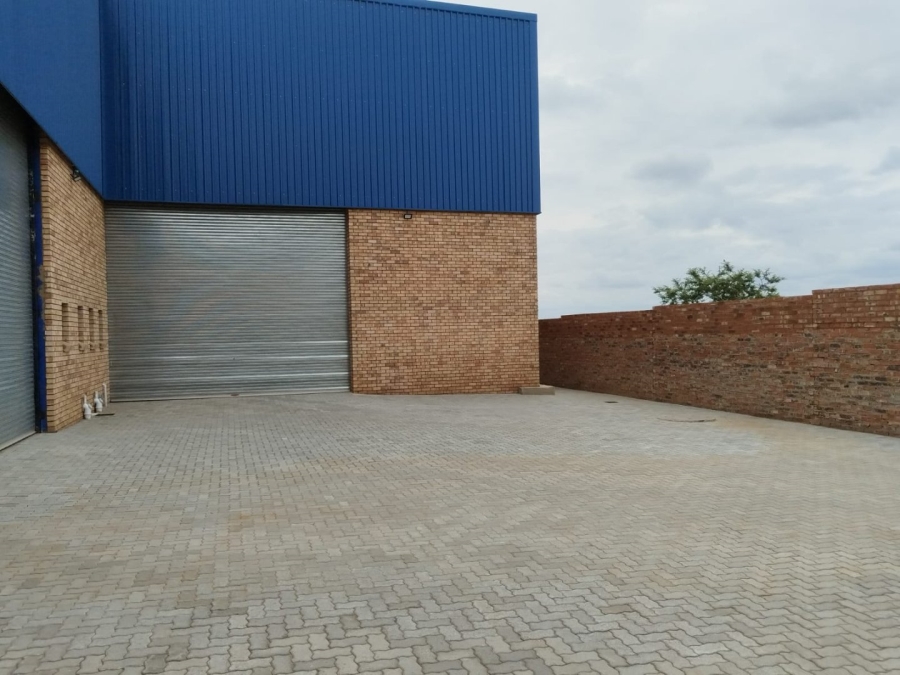 To Let Commercial Property for Rent in Magna Via Industrial Limpopo