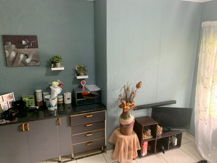 To Let 1 Bedroom Property for Rent in Polokwane Central Limpopo