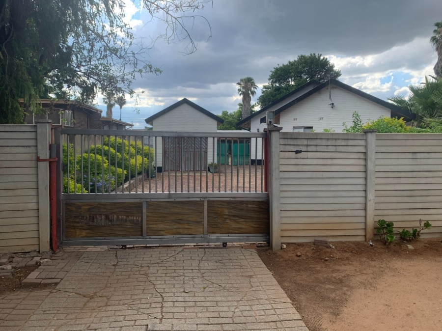 To Let 1 Bedroom Property for Rent in Polokwane Central Limpopo