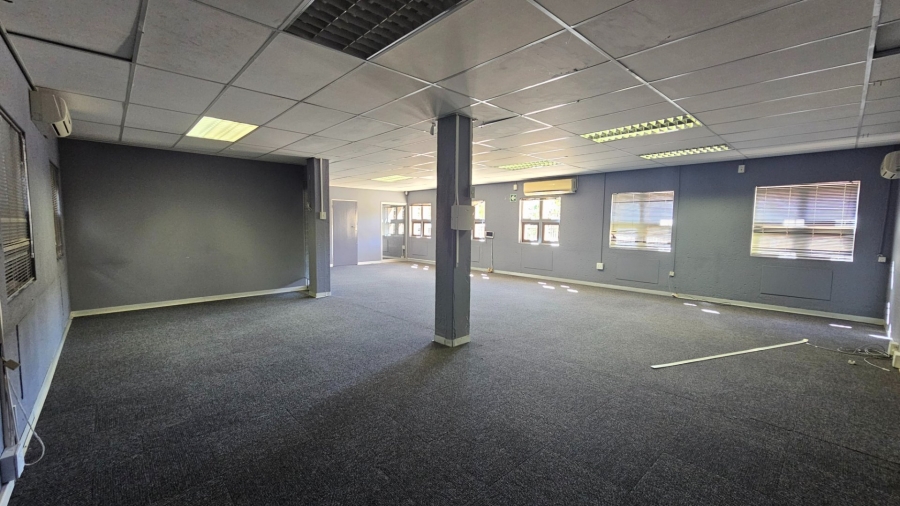 To Let Commercial Property for Rent in Hampton Court Limpopo