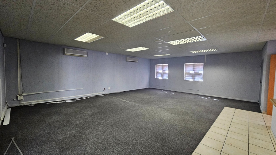 To Let Commercial Property for Rent in Hampton Court Limpopo