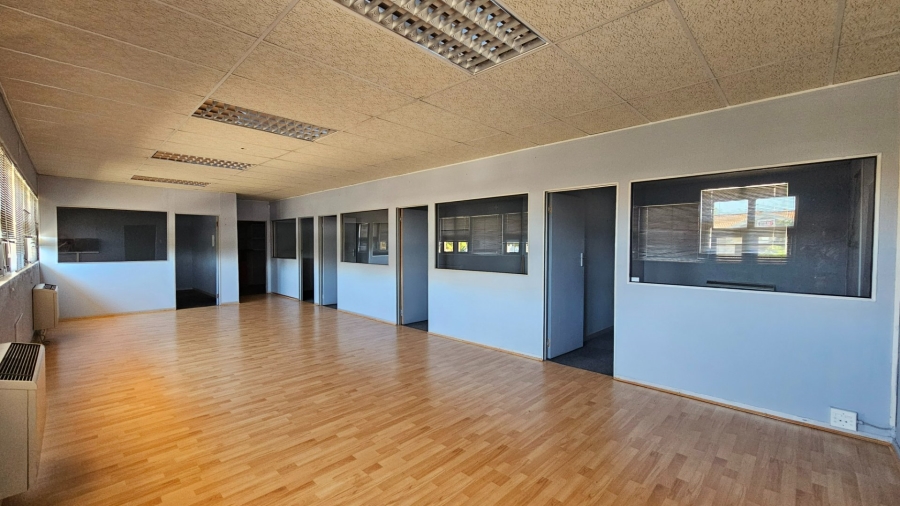To Let Commercial Property for Rent in Hampton Court Limpopo
