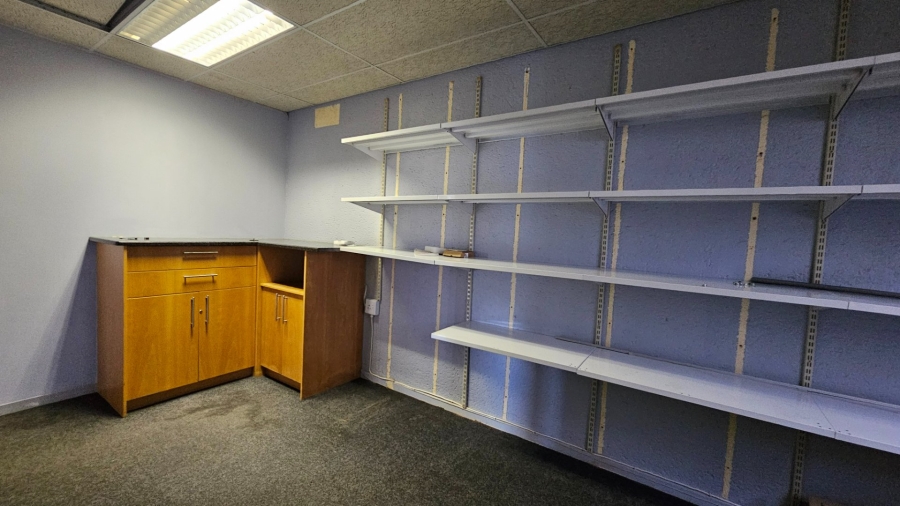 To Let Commercial Property for Rent in Hampton Court Limpopo