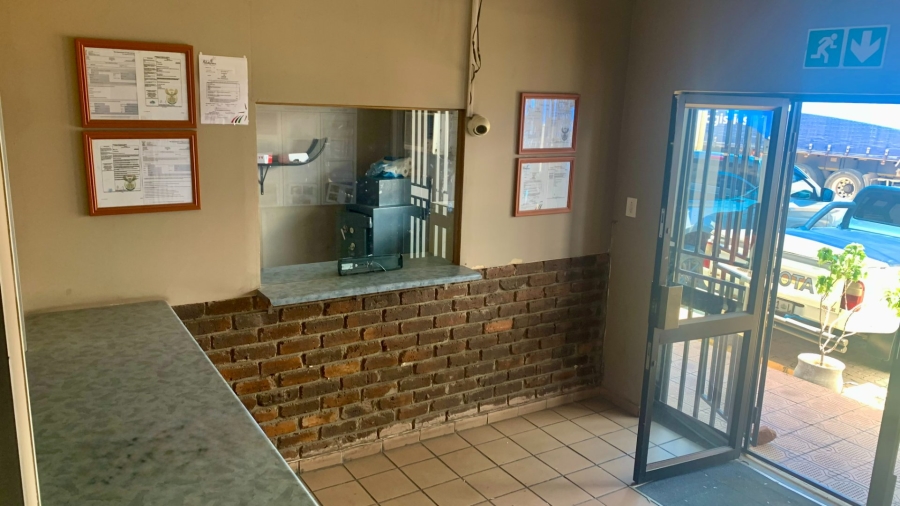 To Let Commercial Property for Rent in Laboria Limpopo