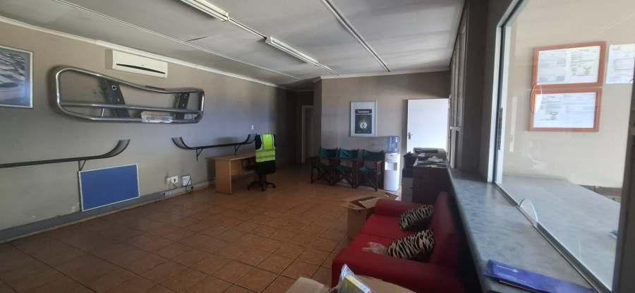 To Let Commercial Property for Rent in Laboria Limpopo