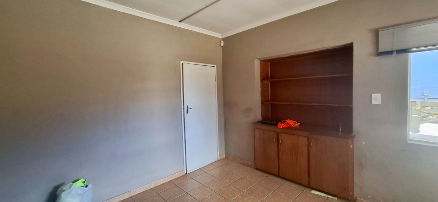 To Let Commercial Property for Rent in Laboria Limpopo