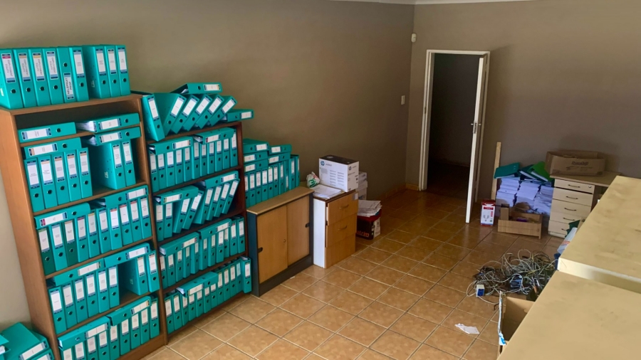 To Let Commercial Property for Rent in Laboria Limpopo
