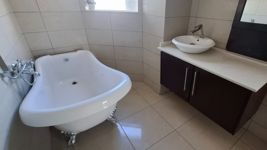 5 Bedroom Property for Sale in Thornhill Limpopo