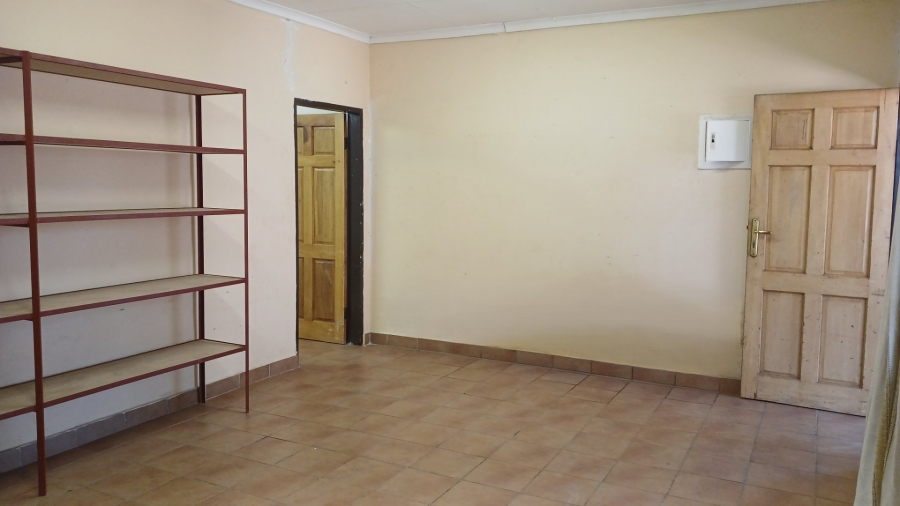 To Let Commercial Property for Rent in Tzaneen Industrial South Limpopo