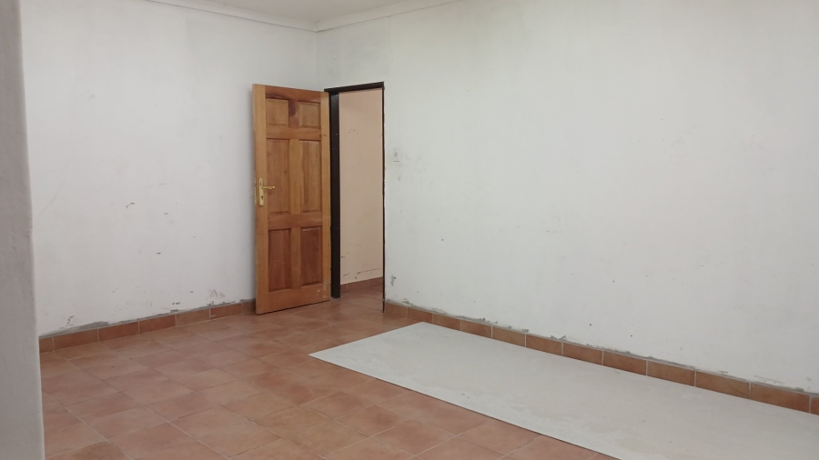 To Let Commercial Property for Rent in Tzaneen Industrial South Limpopo