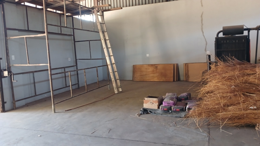 To Let Commercial Property for Rent in Tzaneen Industrial South Limpopo