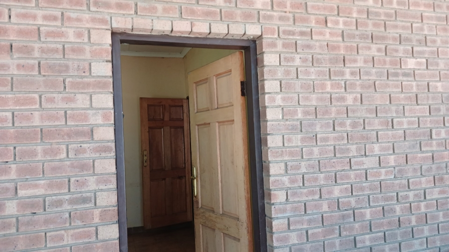 To Let Commercial Property for Rent in Tzaneen Industrial South Limpopo