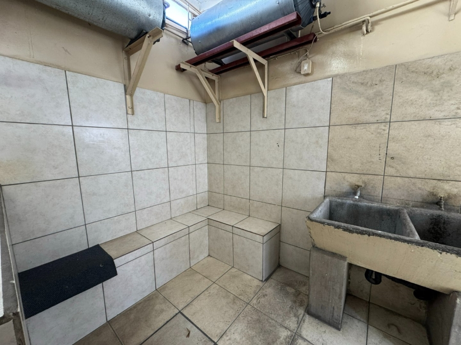 To Let Commercial Property for Rent in Laboria Limpopo