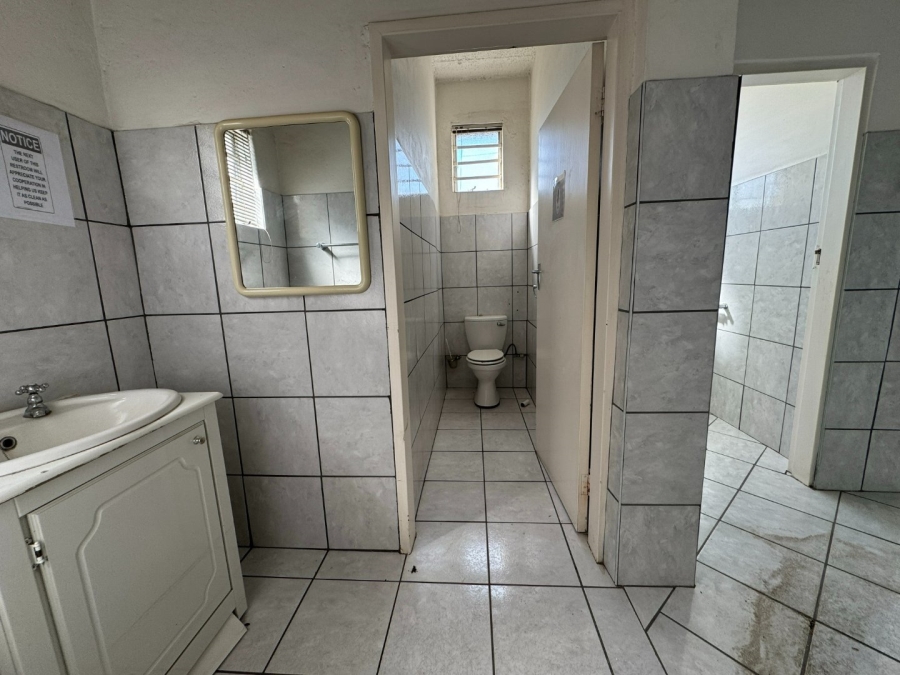 To Let Commercial Property for Rent in Laboria Limpopo