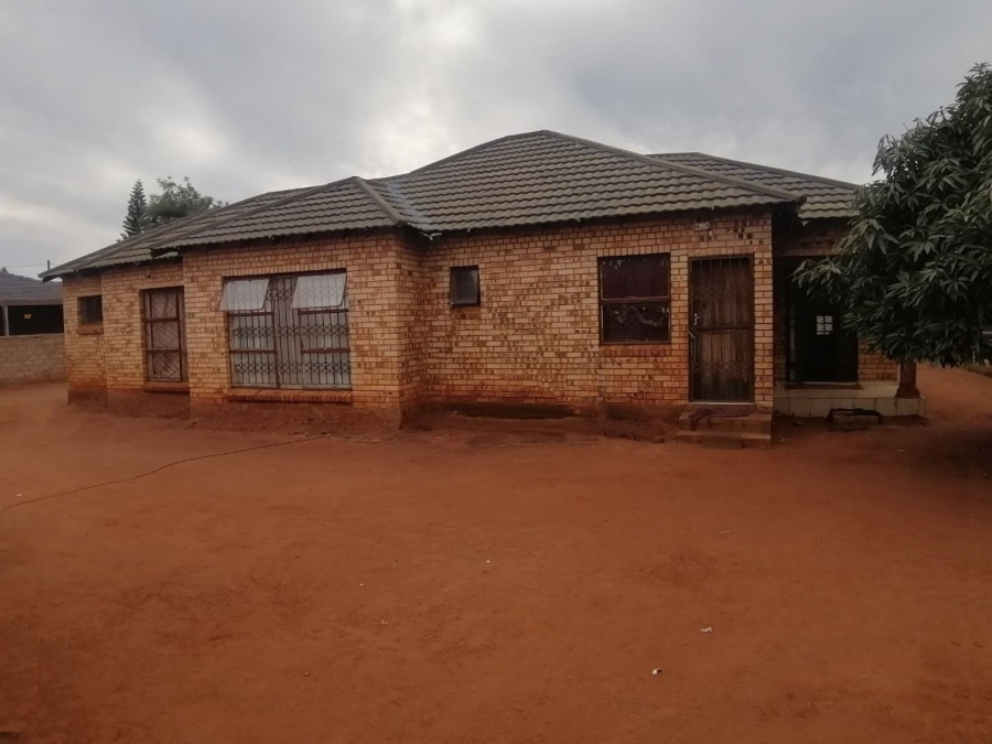 3 Bedroom Property for Sale in Lebowakgomo Zone GA Limpopo