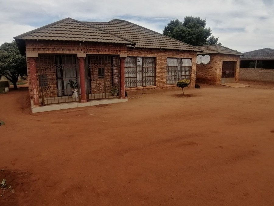 3 Bedroom Property for Sale in Lebowakgomo Zone GA Limpopo