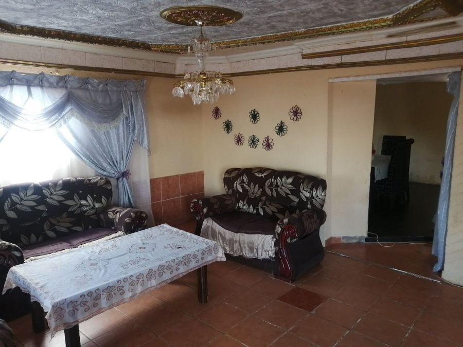 5 Bedroom Property for Sale in Lebowakgomo Zone S Limpopo