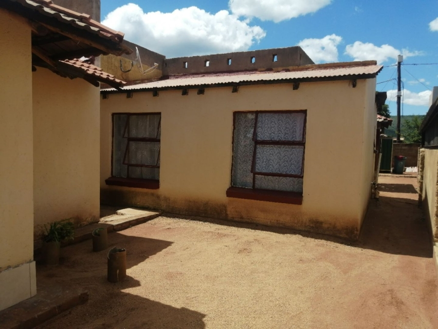 5 Bedroom Property for Sale in Lebowakgomo Zone S Limpopo