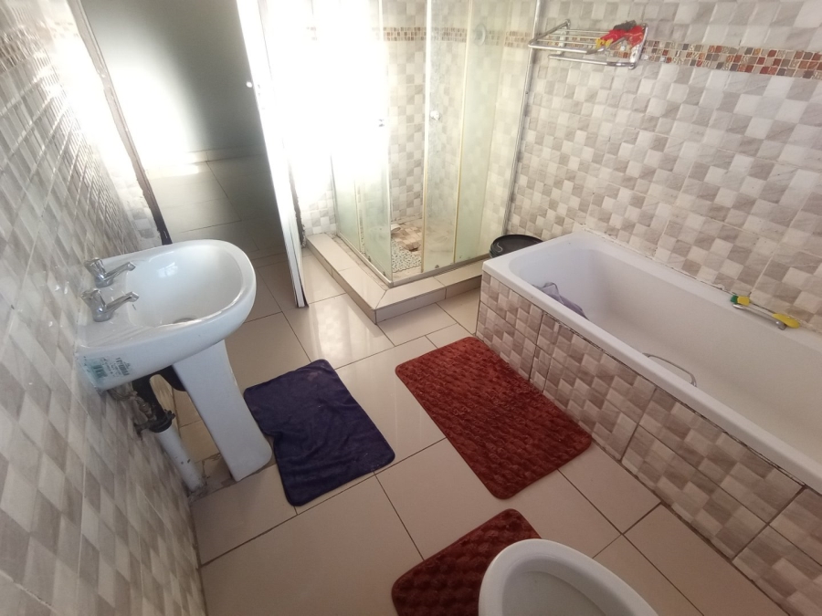 4 Bedroom Property for Sale in Nirvana Ext 3 Limpopo