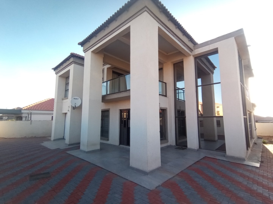 4 Bedroom Property for Sale in Nirvana Ext 3 Limpopo