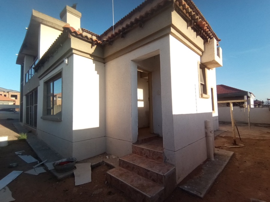 4 Bedroom Property for Sale in Nirvana Ext 3 Limpopo