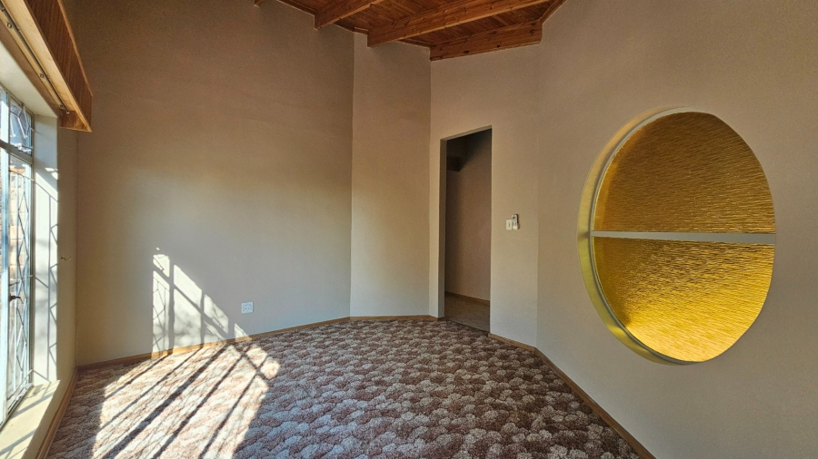 To Let 4 Bedroom Property for Rent in Sterpark Limpopo
