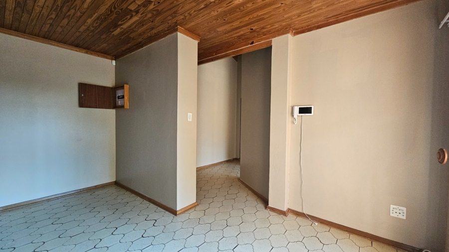 To Let 4 Bedroom Property for Rent in Sterpark Limpopo