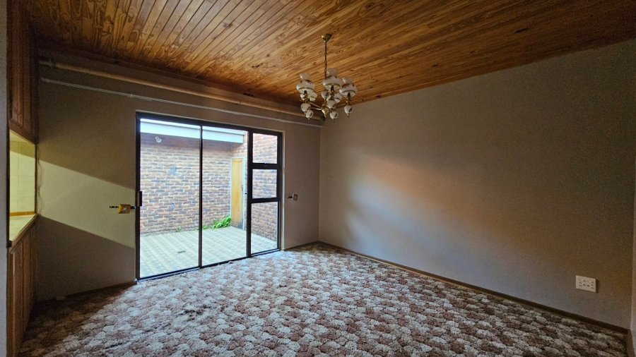 To Let 4 Bedroom Property for Rent in Sterpark Limpopo
